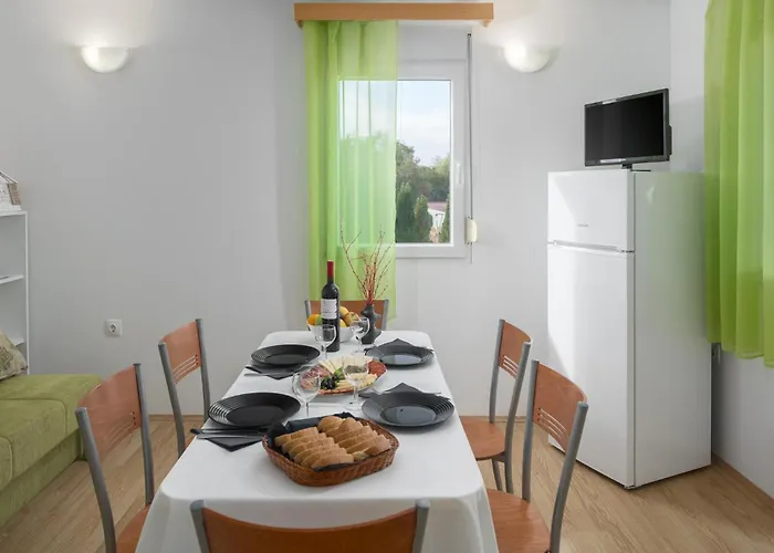 Nyaraló Gorgeous In