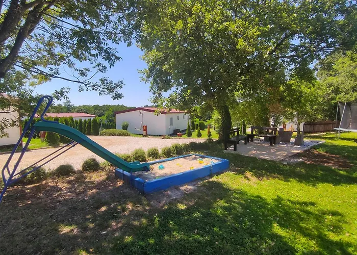 Nyaraló Gorgeous In